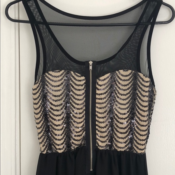 Mesh high-low dress - Picture 2 of 2